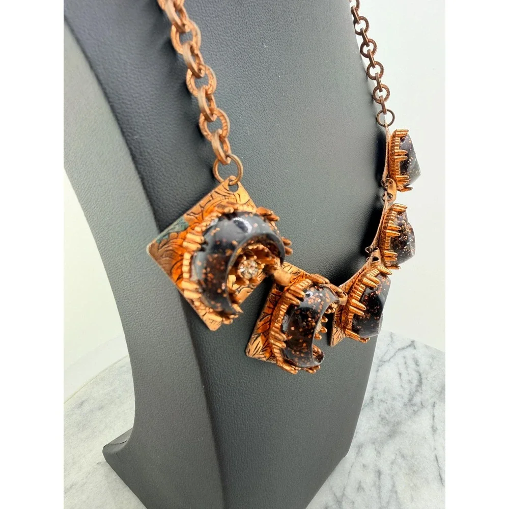 1950s Copper Tone Celestial Bib Necklace Black Confetti Lucite Moons, Whimsigoth - Picture 6 of 15